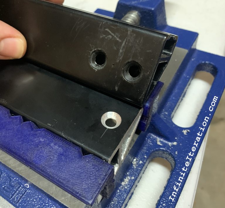 New countershink in roof rail